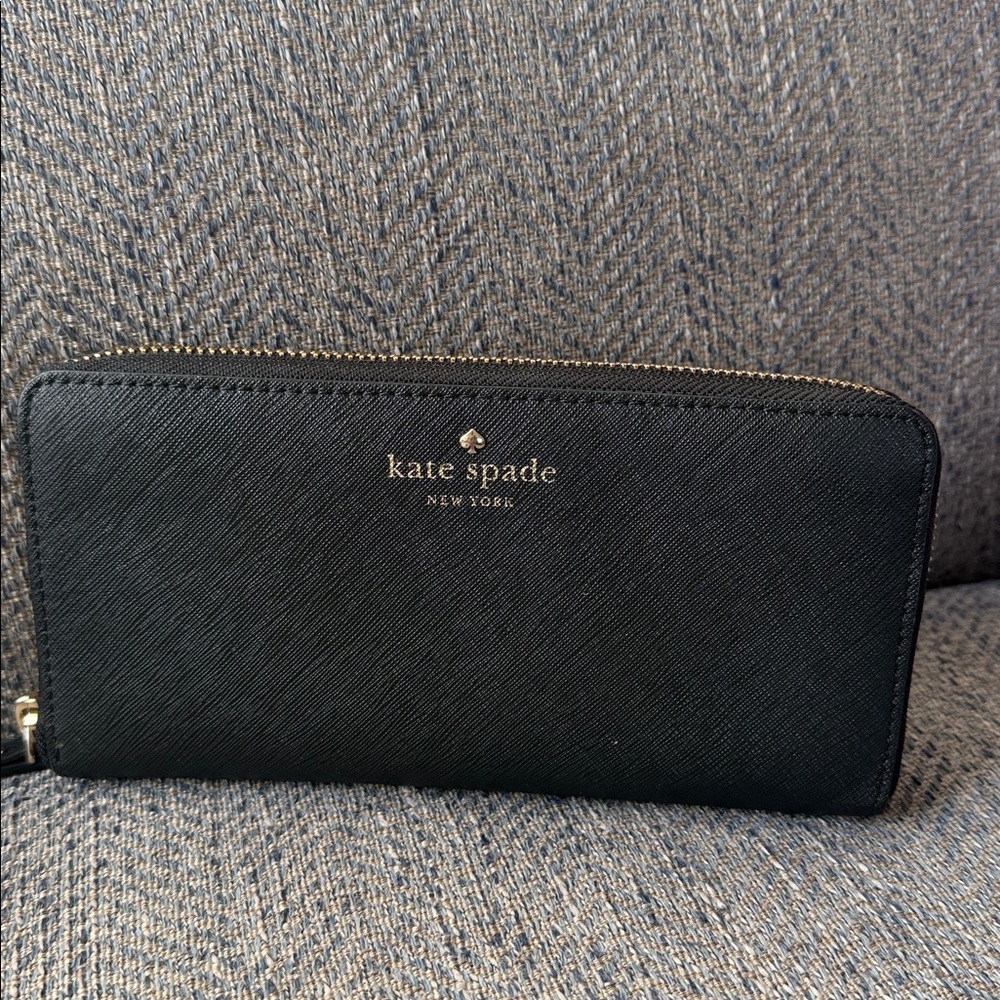 Kate Spade New York Black Saffiano Leather Zip Around Wallet